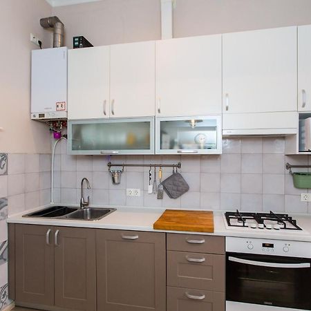 לבוב Light And Spacious Apartment On Gazova Str מראה חיצוני תמונה